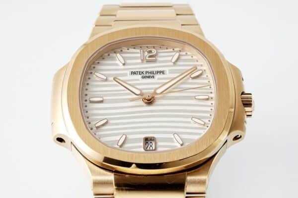 Women Nautilus Patek Philippe Watch Replica Rose Gold 7118 - Image 3