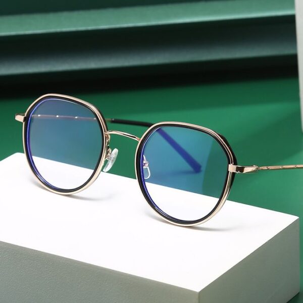 Photochromic Glasses - Image 2